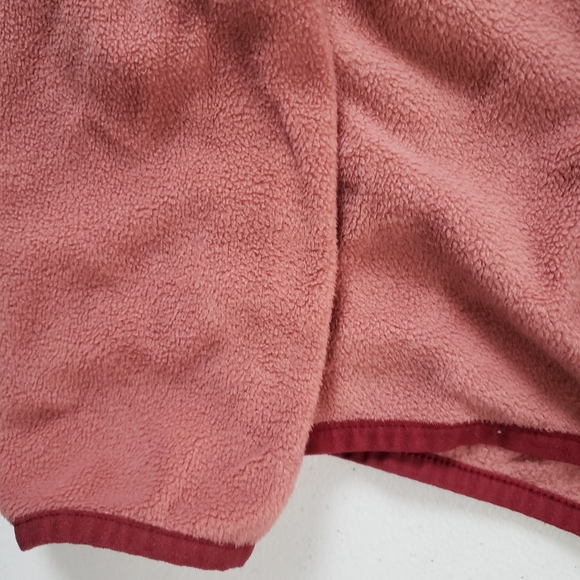 LIV Outdoor Women's pullover Size M. - Picture 4 of 5